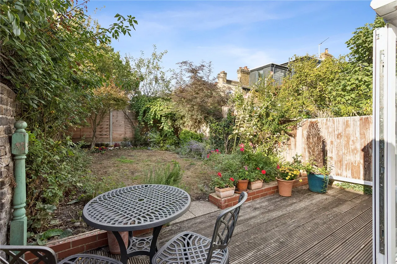 Ashenden Road, London, E5, photo 9