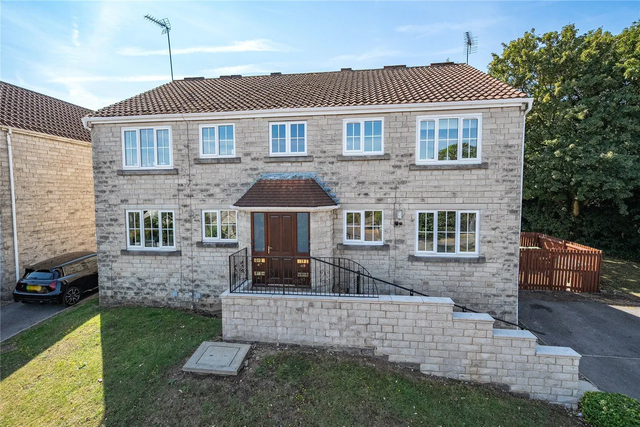 Lyndon Road, Bramham, LS23, photo 11