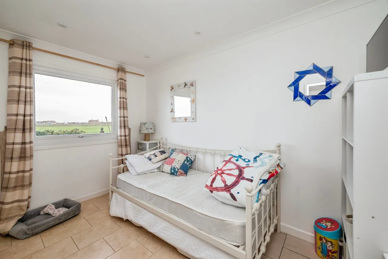 Mill Lane, Bacton, Norwich, photo 10