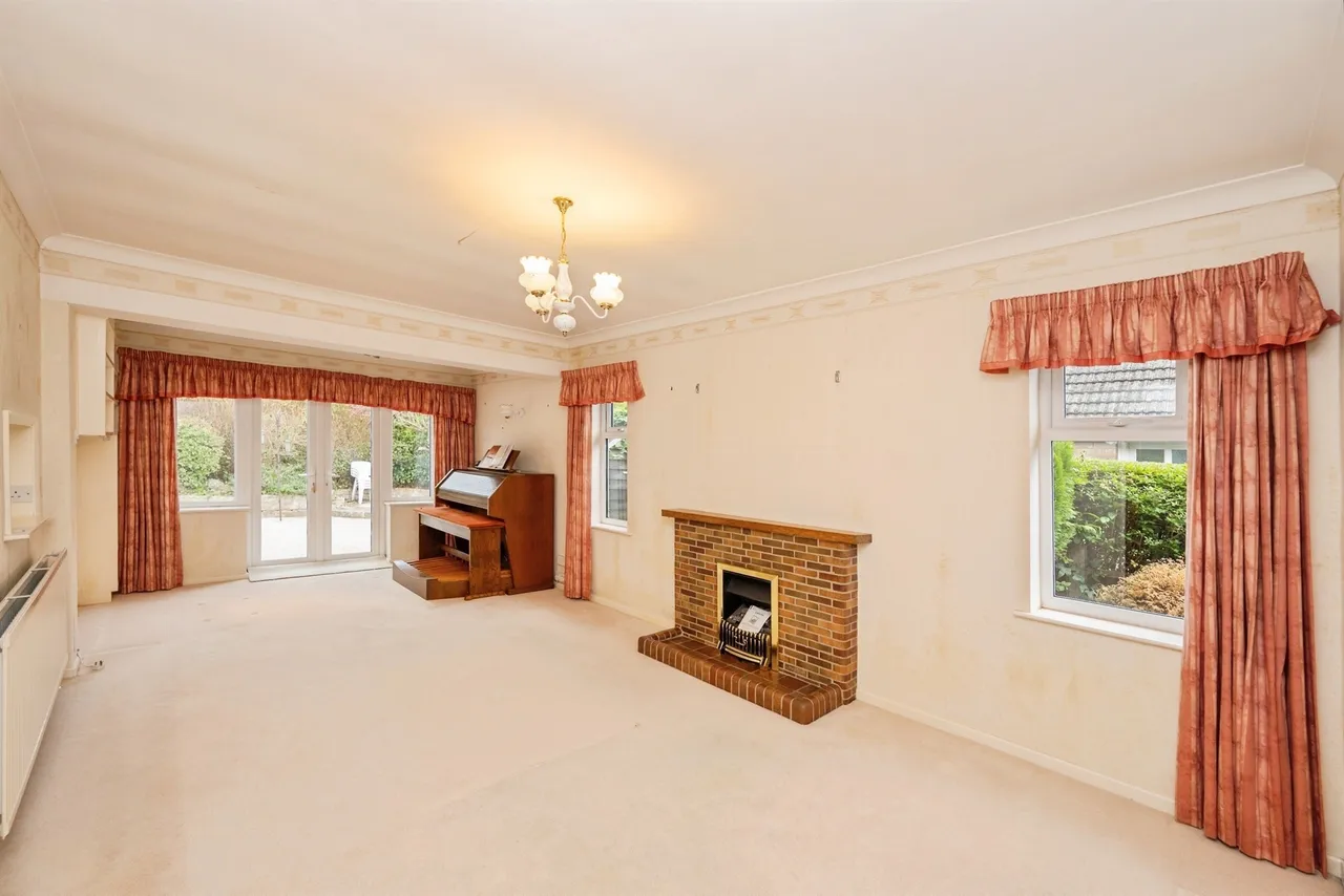 Portland Close, Mickleover, DE3, photo 2