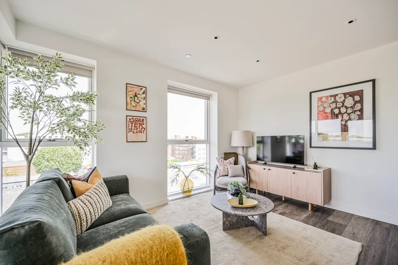 Flat 70, Dovecote House, London, photo 7