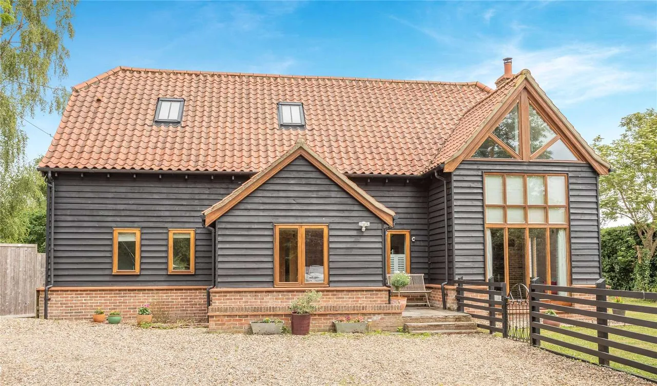 Deopham, Wymondham, Norfolk, NR18 9ED, photo 3