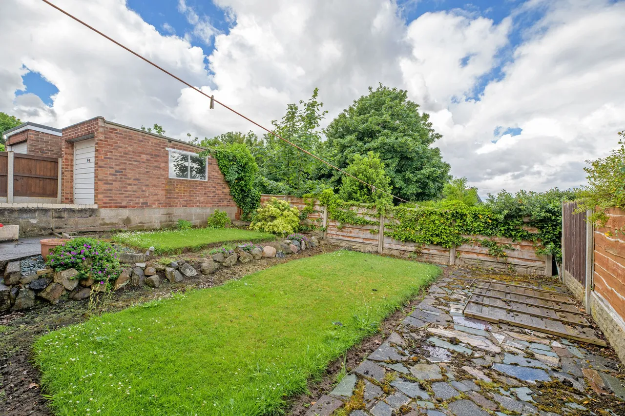 Hale View Road, Frodsham, photo 15