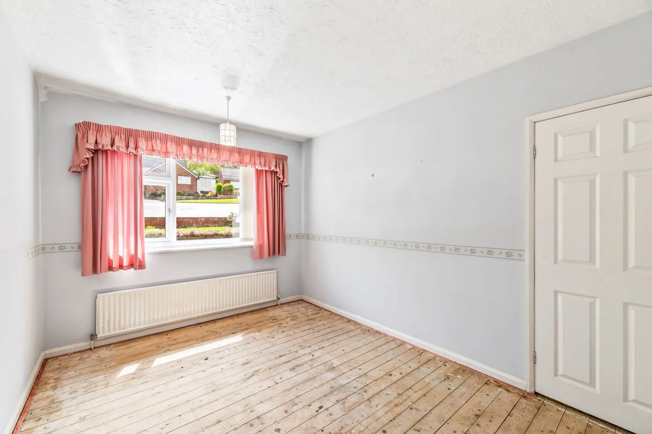 Hale View Road, Frodsham, photo 11