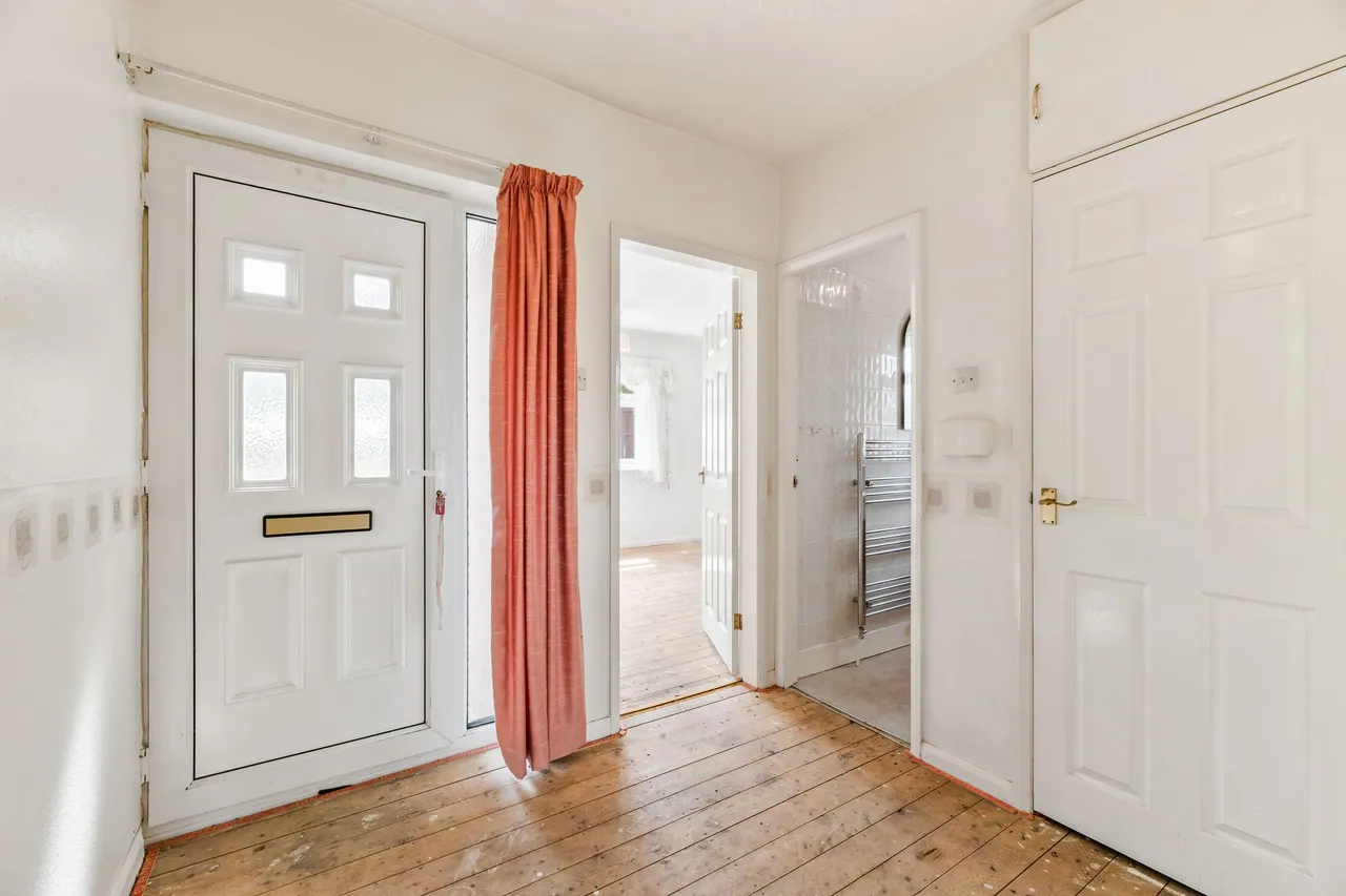 Hale View Road, Frodsham, photo 10