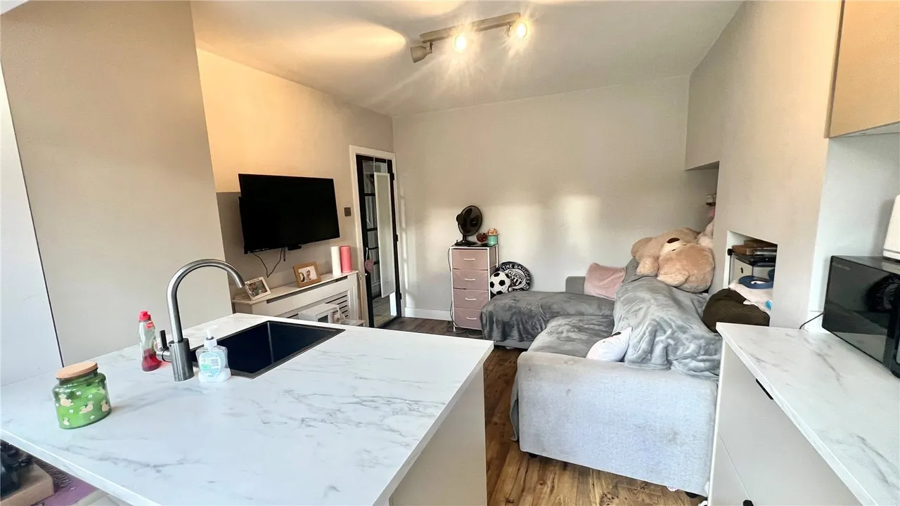 Meadowhill Road, Redditch, B98, photo 7