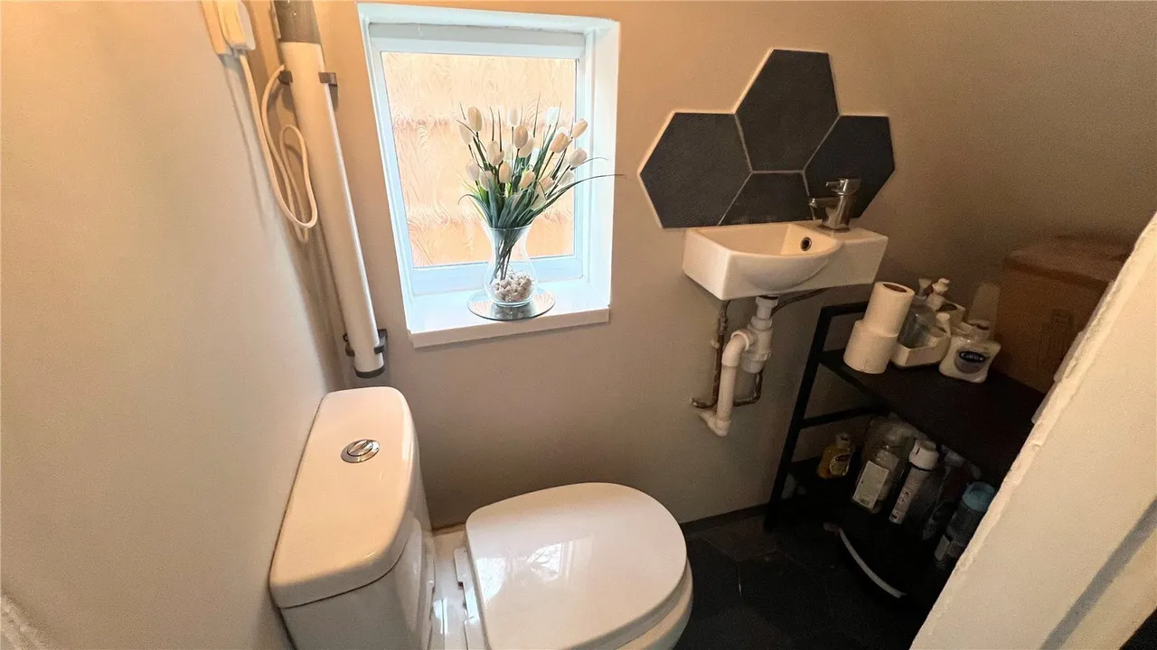 Meadowhill Road, Redditch, B98, photo 9