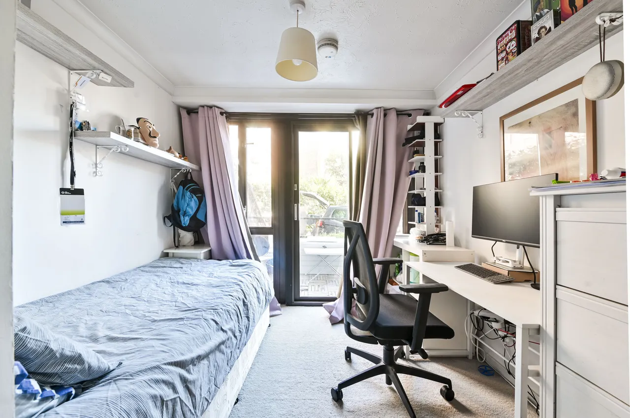 3 Sullivan Court, 109 Earls Court Road, London, photo 6