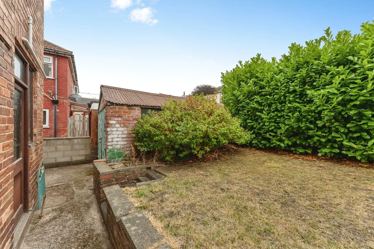 West Drive, Holywell, CH8, photo 6