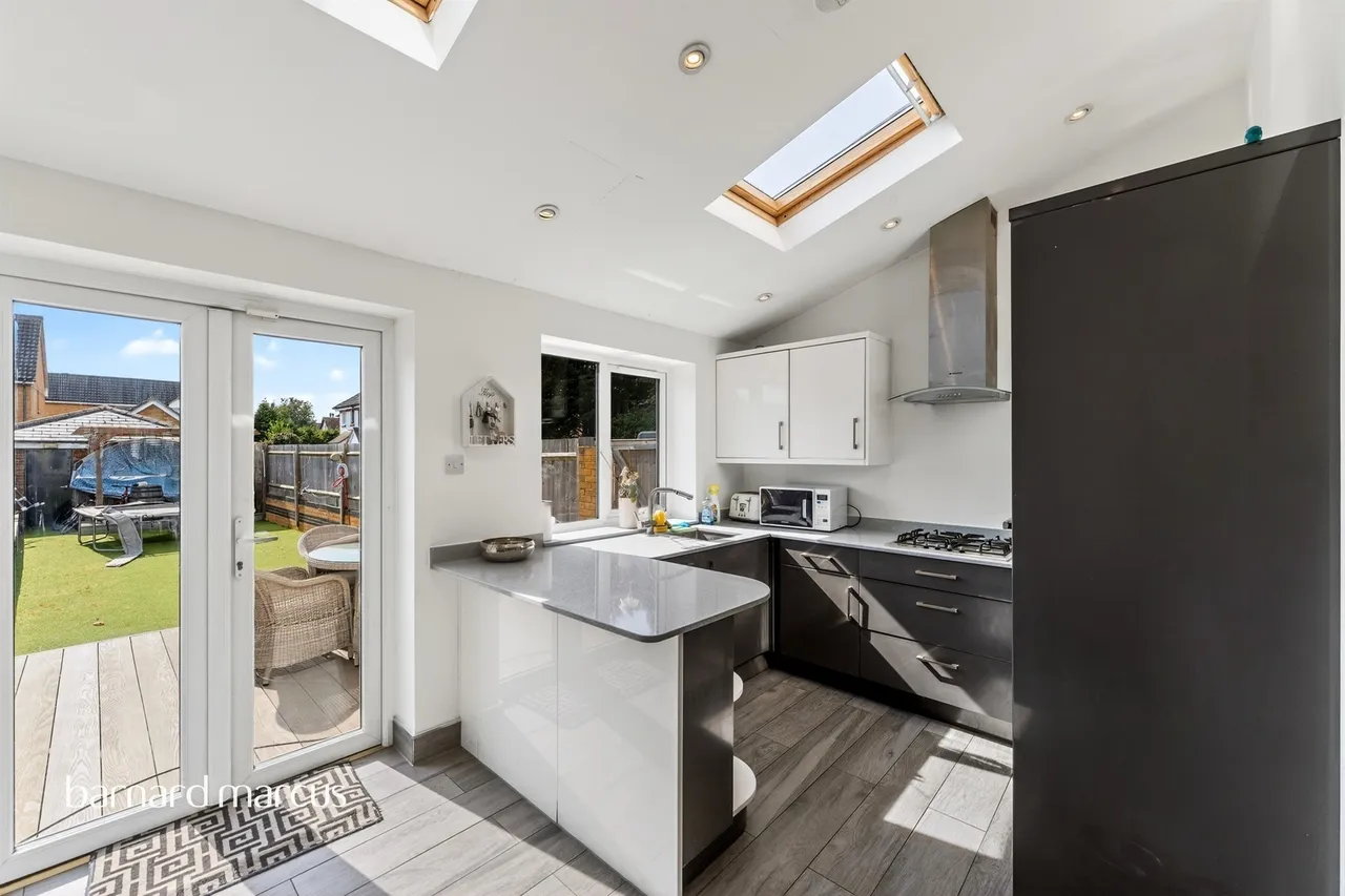 Sunningdale Road, Cheam, SM1, photo 2