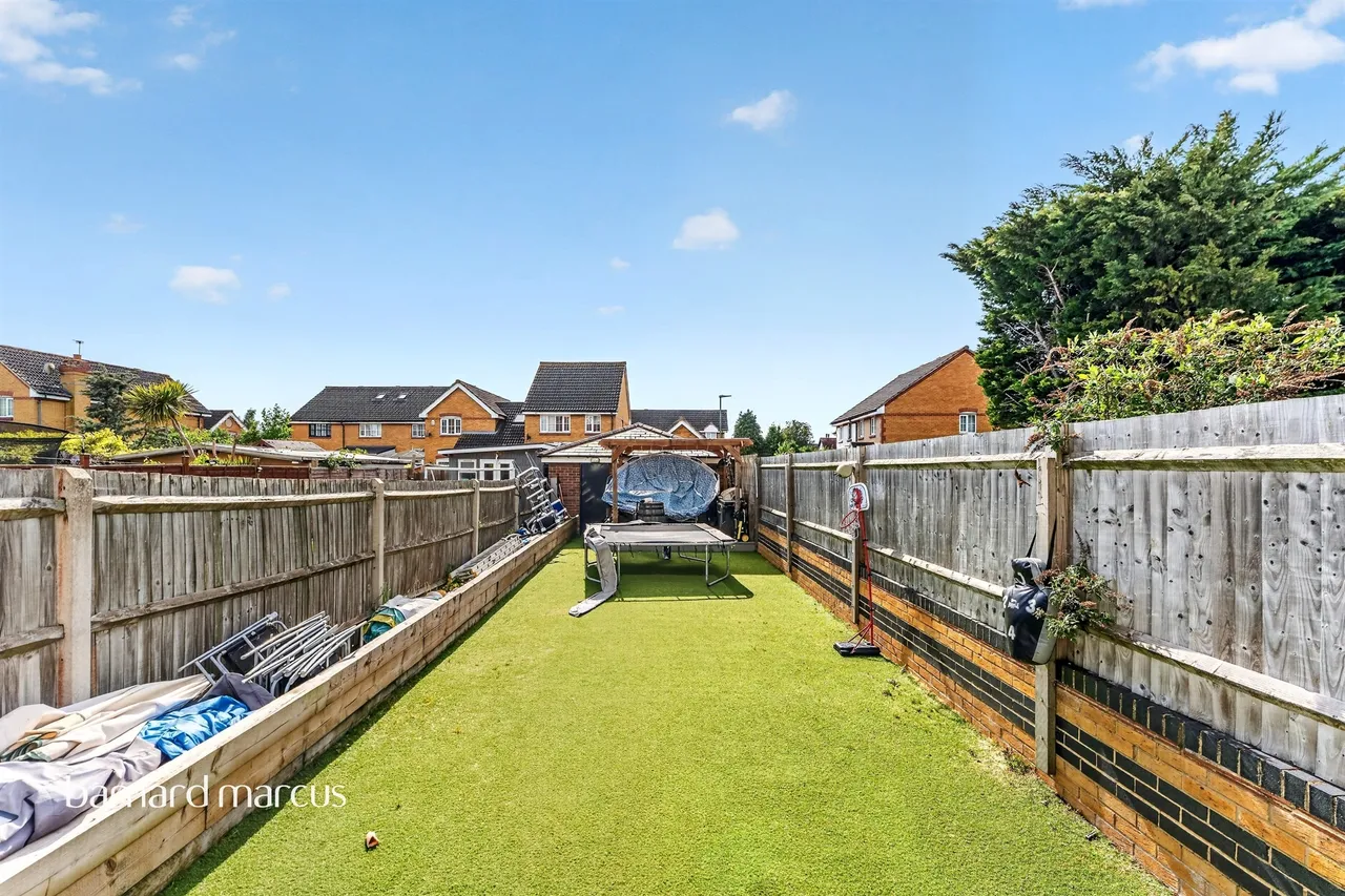 Sunningdale Road, Cheam, SM1, photo 16