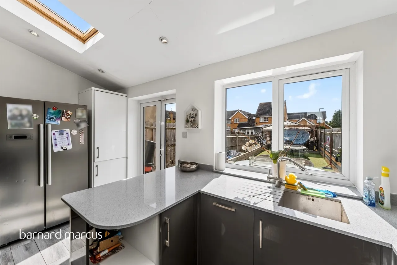 Sunningdale Road, Cheam, SM1, photo 15