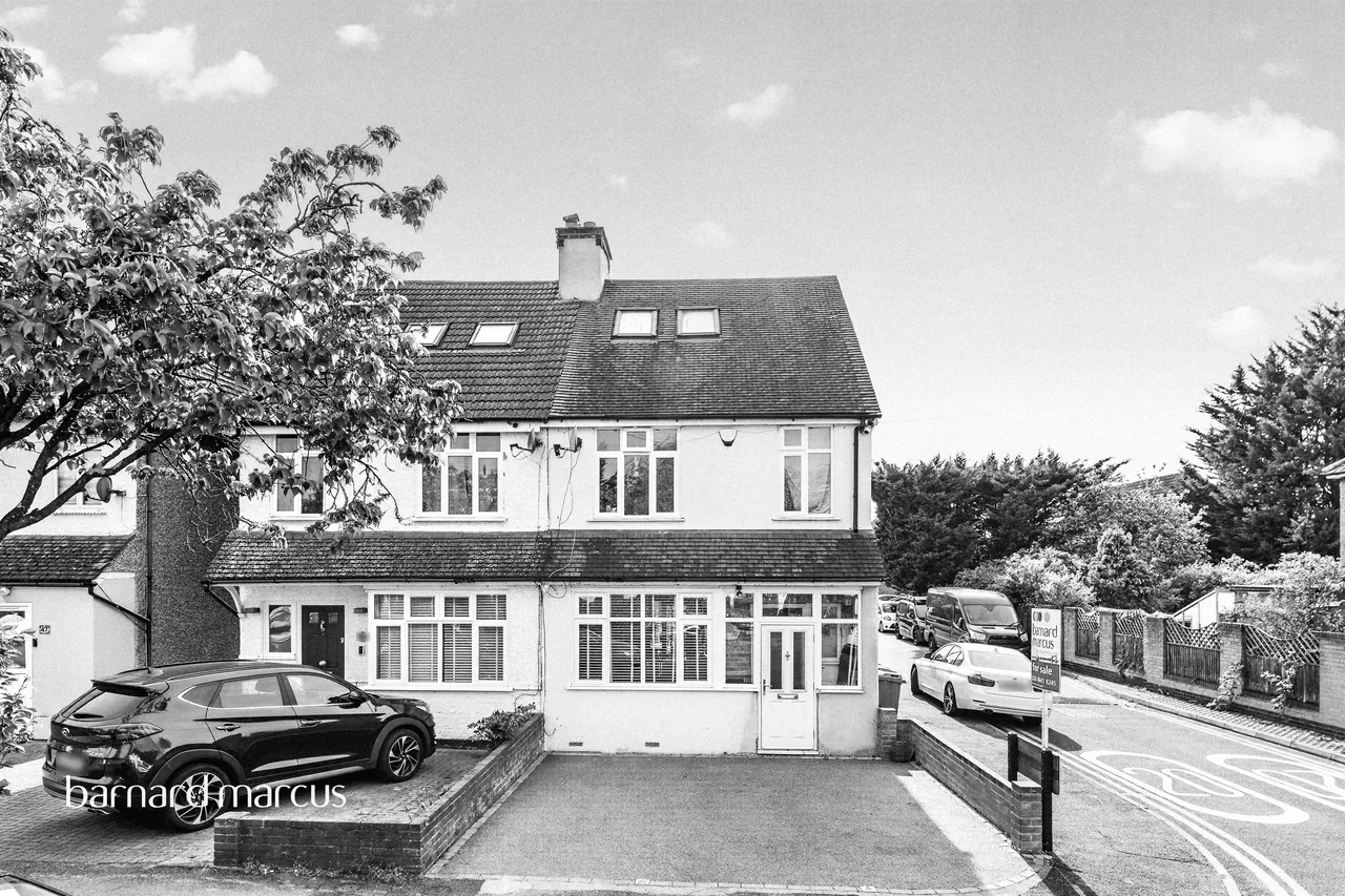 4 bed house for sale, Sunningdale Road, Cheam, SM1