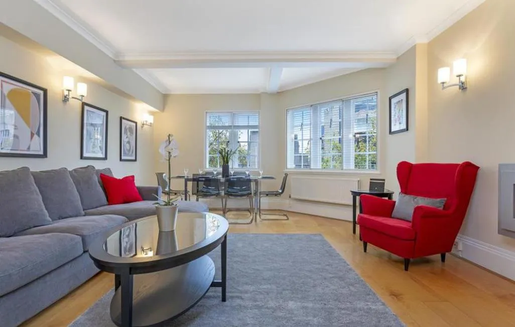 2 bed flat to rent, Baker Street, Marylebone, NW1