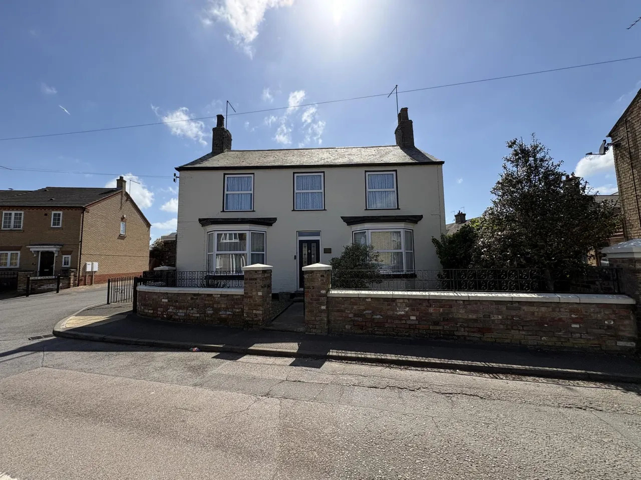 4 bed house for sale, Delph Street, Peterborough, PE7