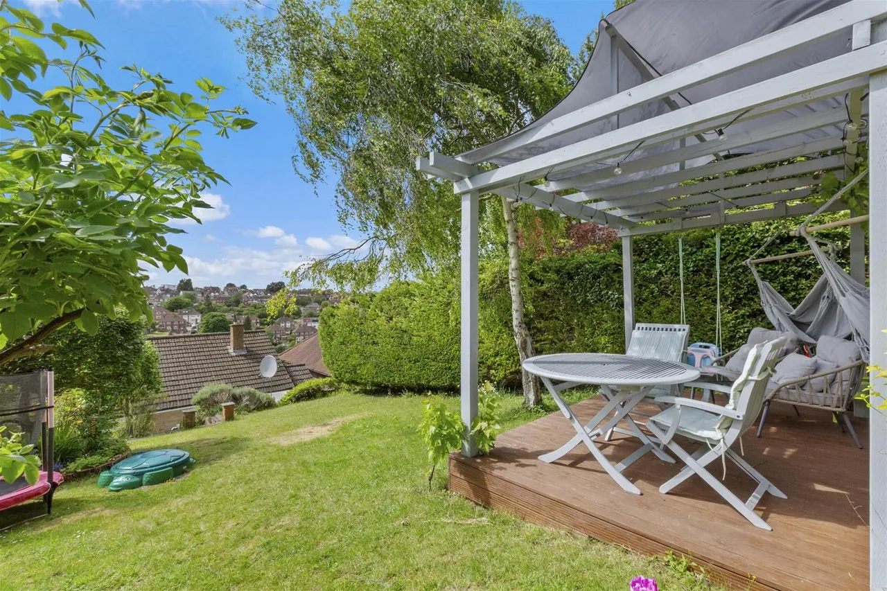Carrington Road, High Wycombe, HP12, photo 8