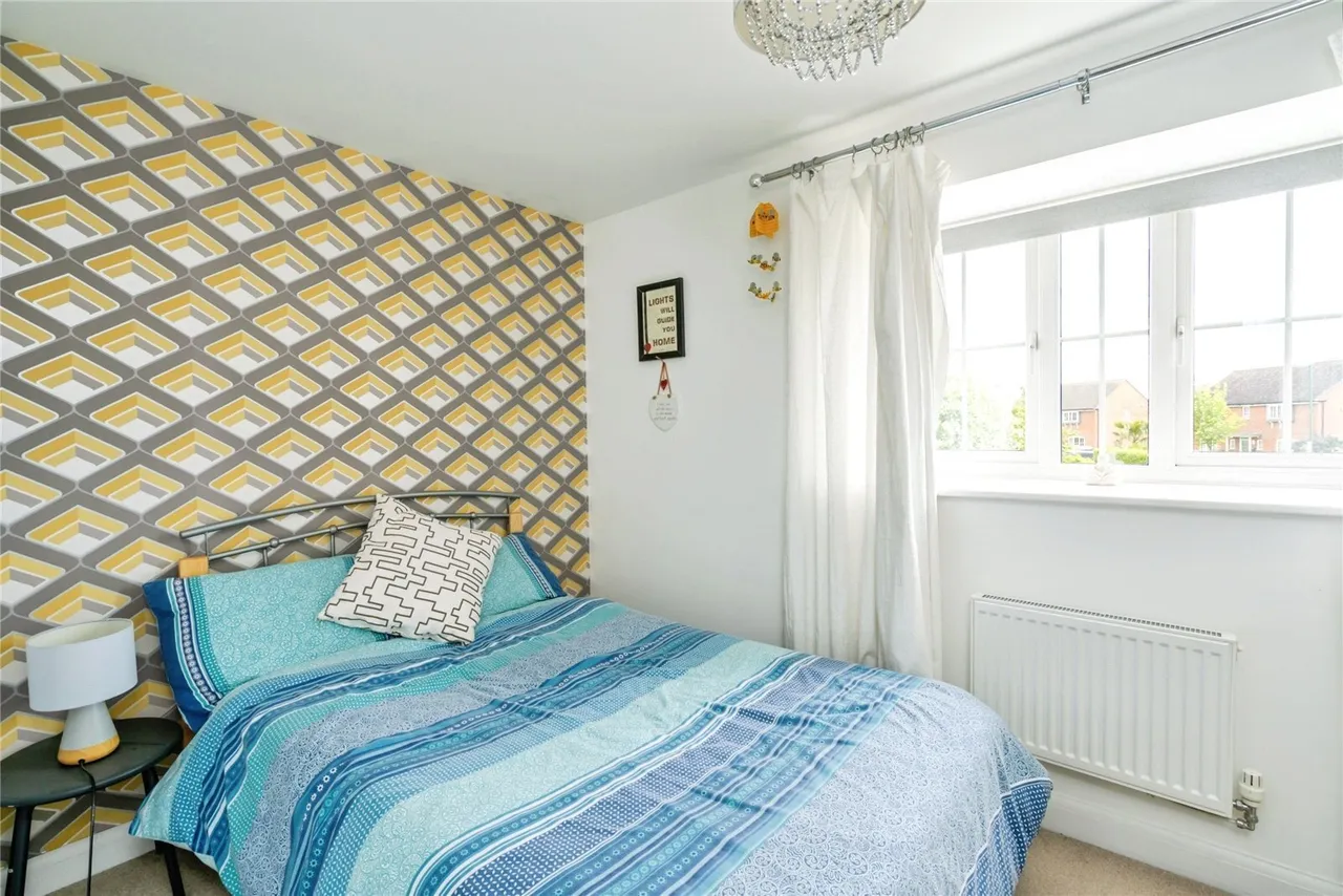 Ferry Drive, Chichester, PO19, photo 10