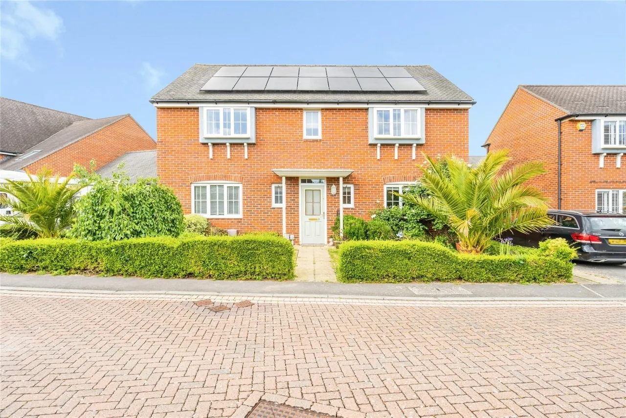 Ferry Drive, Chichester, PO19, photo 20