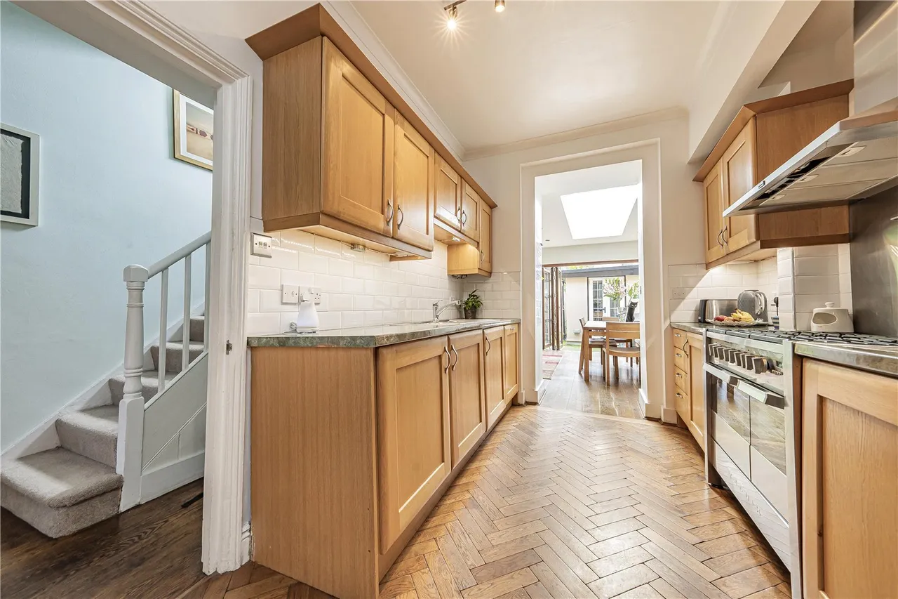 Kew Road, Richmond, TW9, photo 11