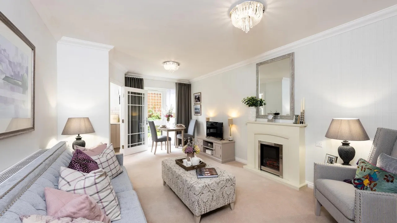 Greyhound Lane, Thame, OX9, photo 3