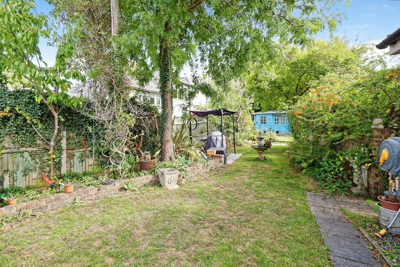The Green, Eythorne, CT15, photo 5