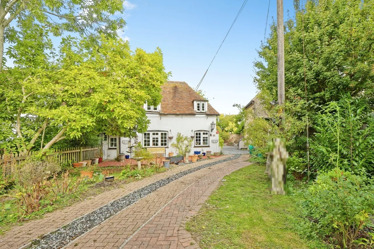 The Green, Eythorne, CT15, photo 22