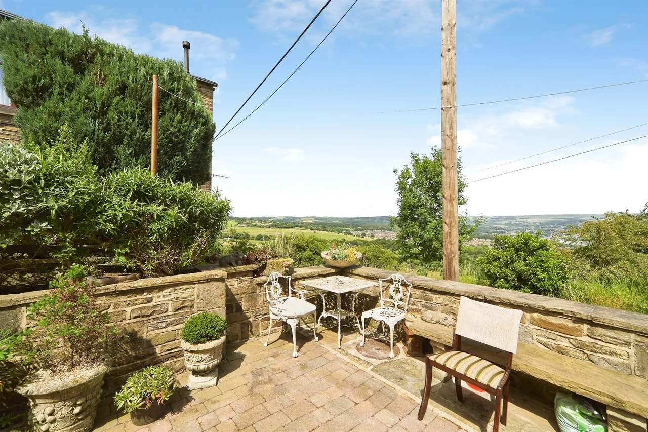 North Bank Road, Bingley, photo 3