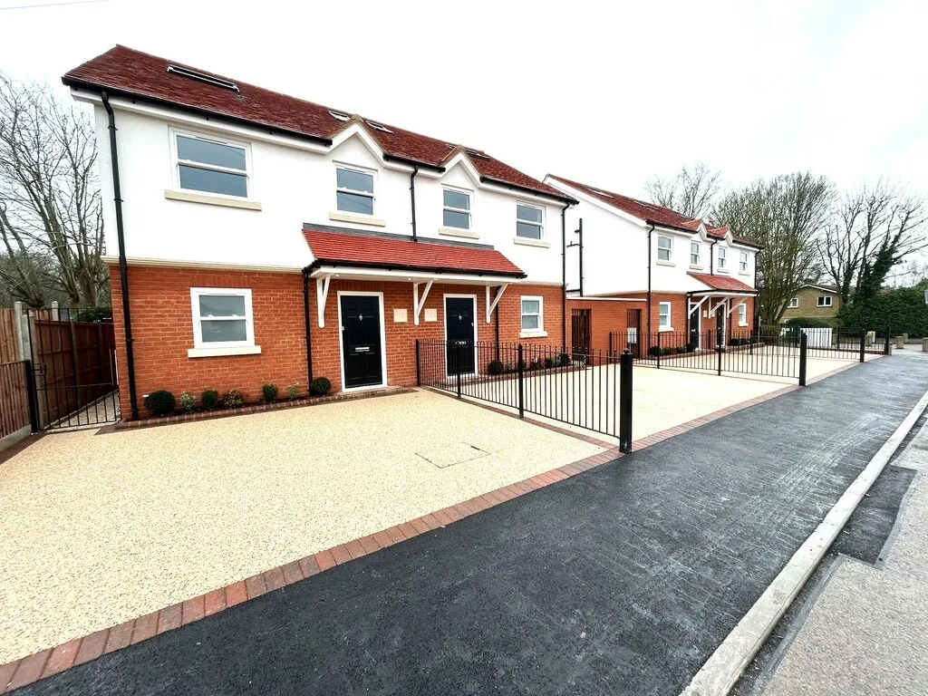 3 bed house for sale — Brickfield Road, Coopersale, Epping