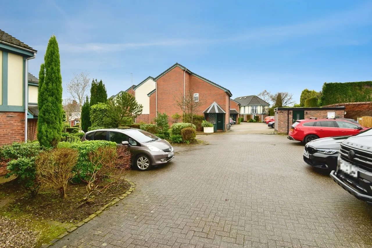 Garnett Road West, NEWCASTLE, Staffordshire, ST5, photo 17