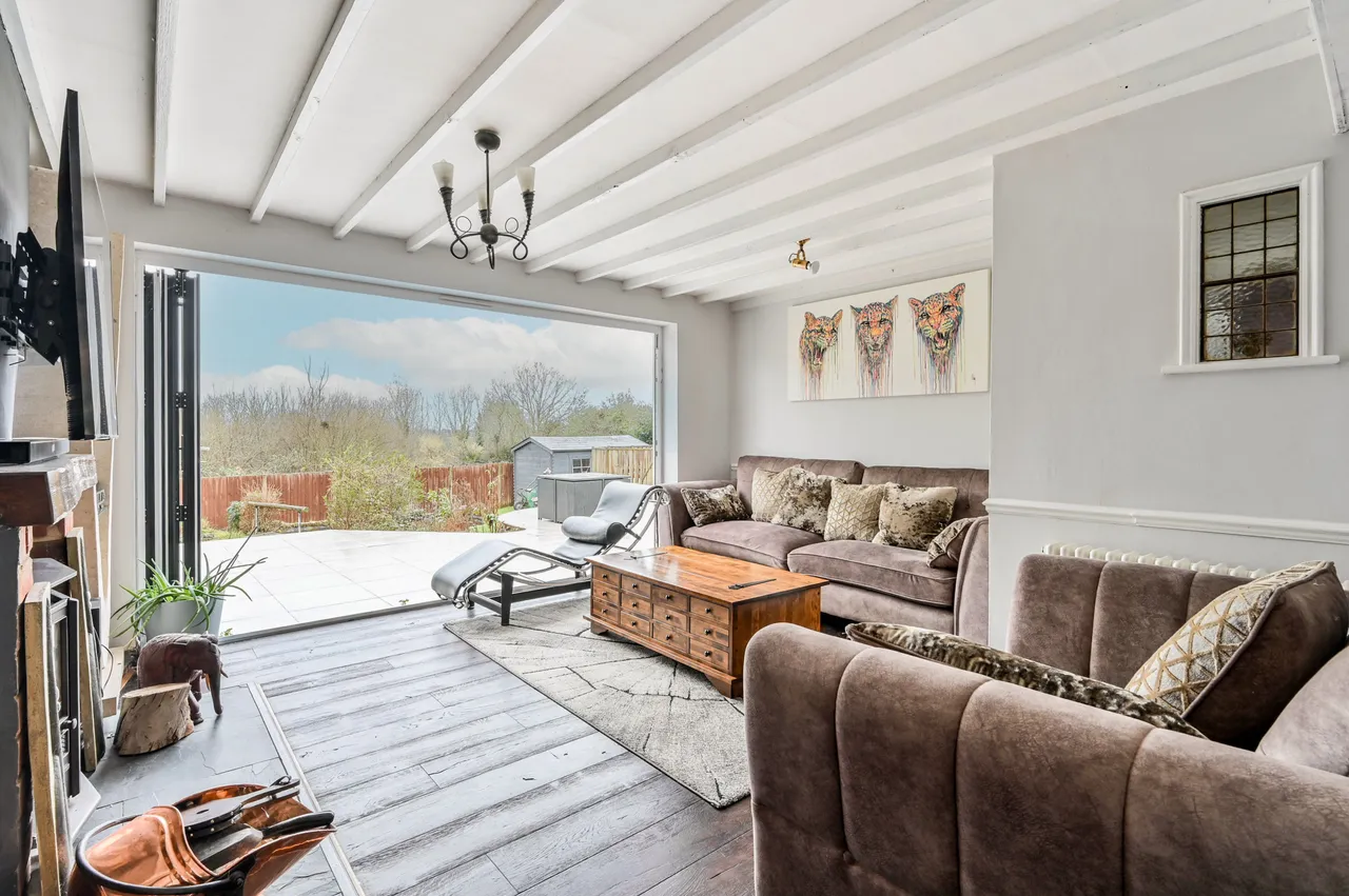 Poplar Cottage, Aldershot Road, Worplesdon, photo 5