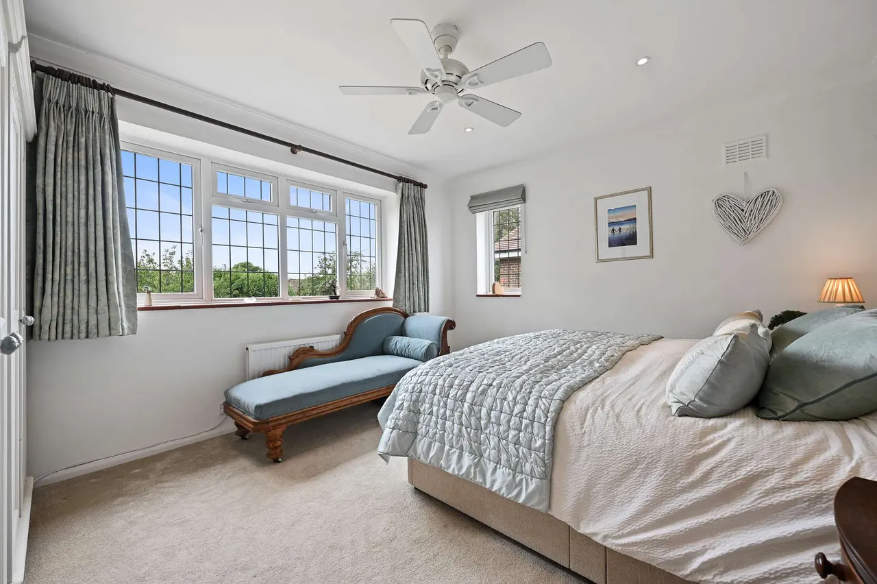 Denham Lane, Chalfont St. Peter, SL9, photo 9