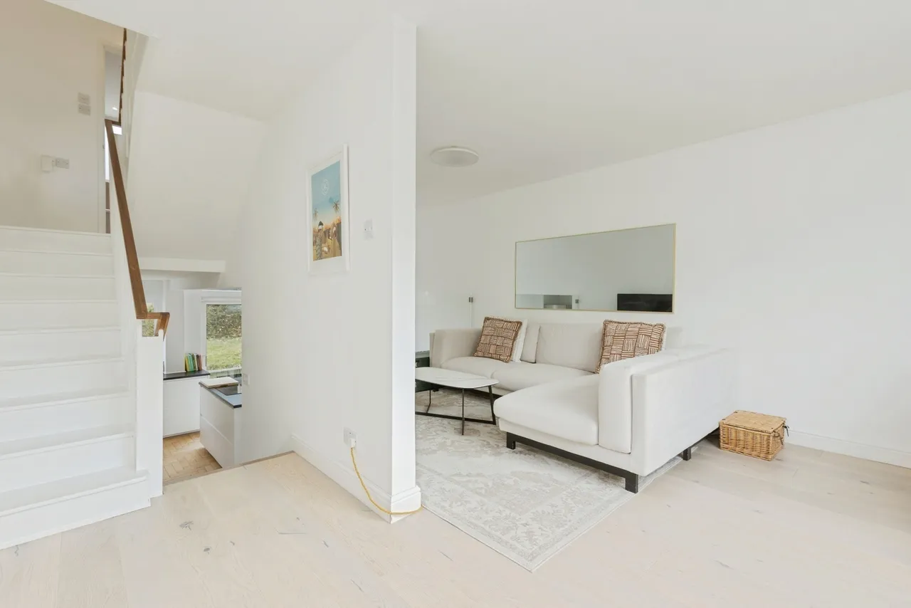 Ashdown Close, Tunbridge Wells, TN4, photo 12