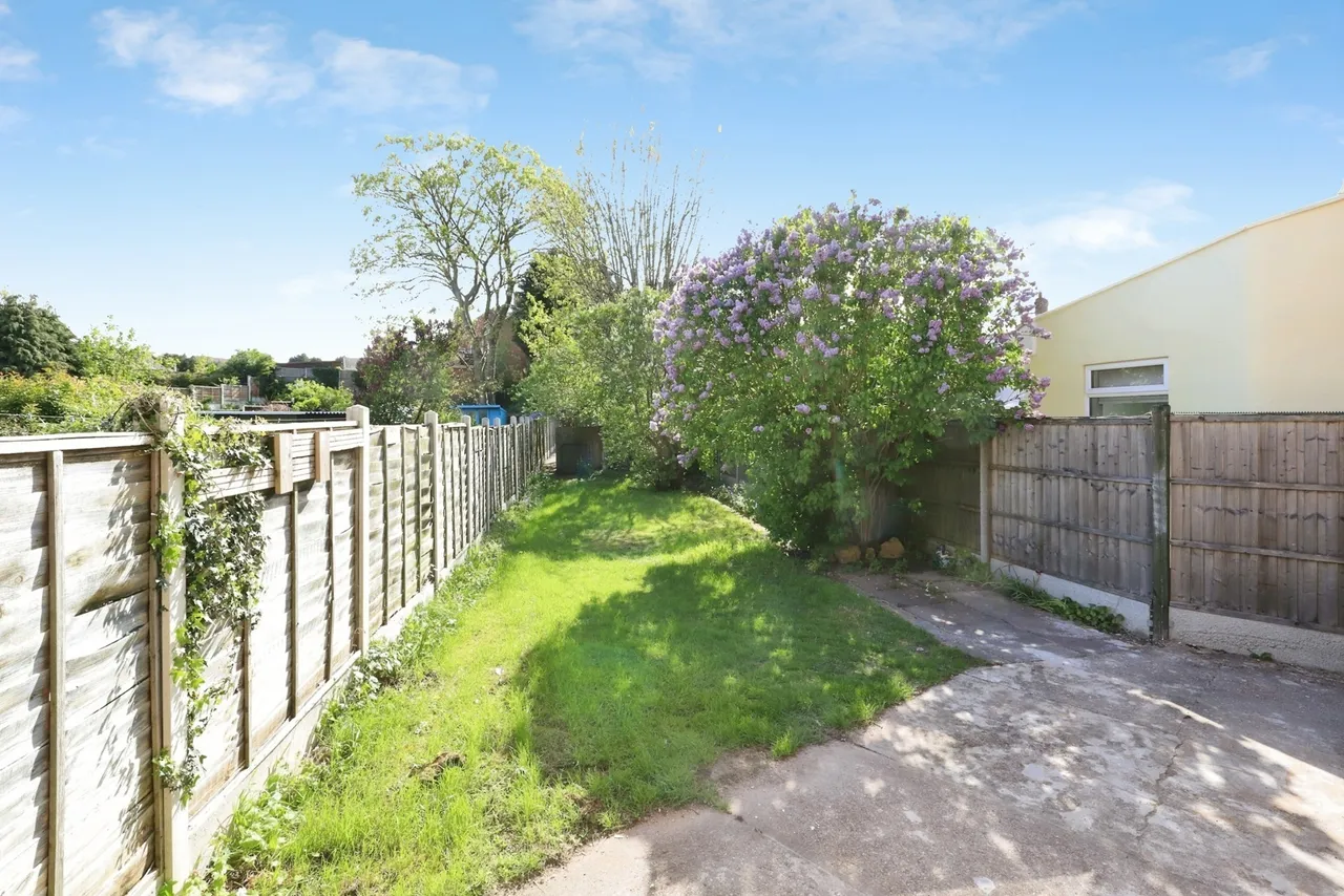 Woodward Road, DY11, photo 18