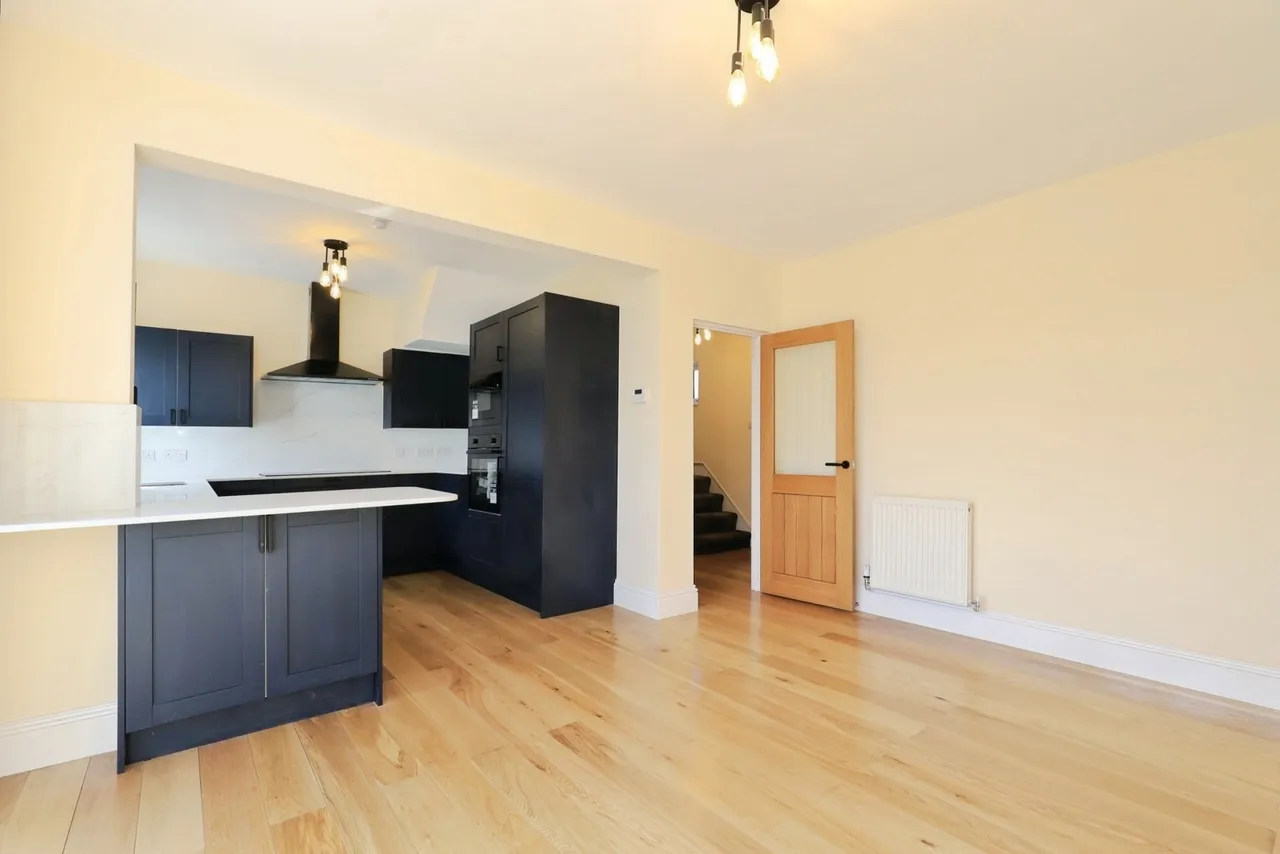 Woodward Road, DY11, photo 4