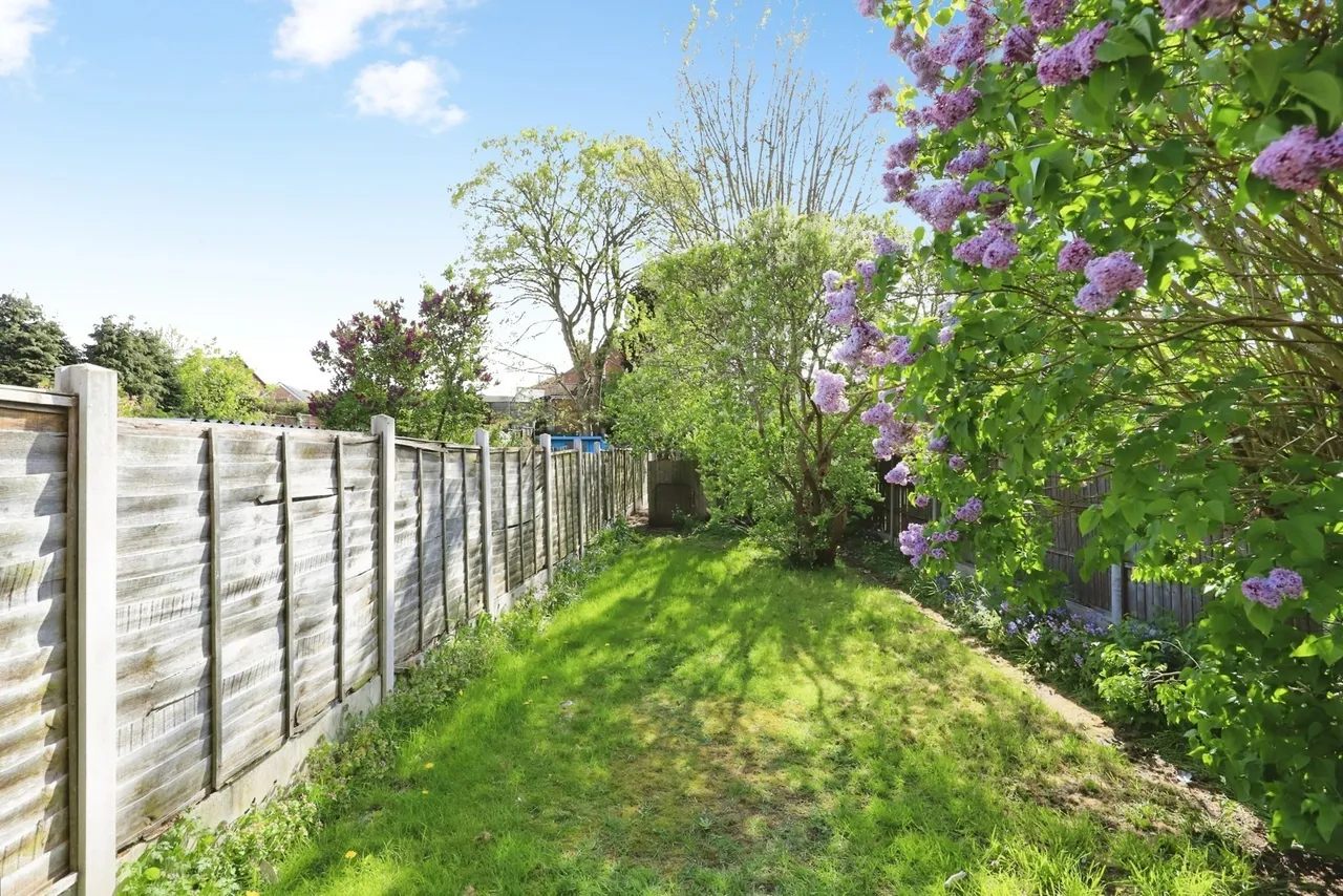 Woodward Road, DY11, photo 20