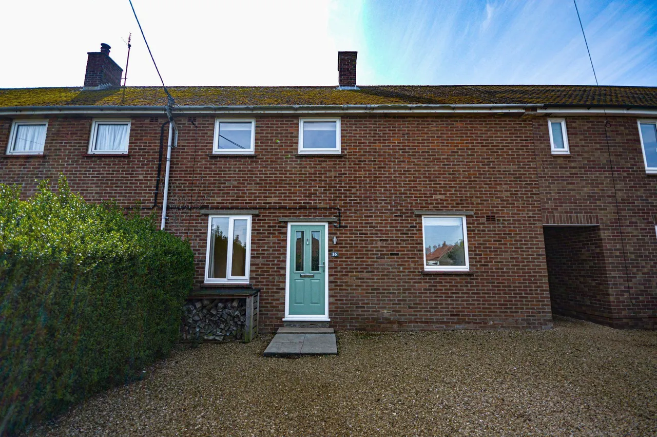 3 bed property to rent, Thornham