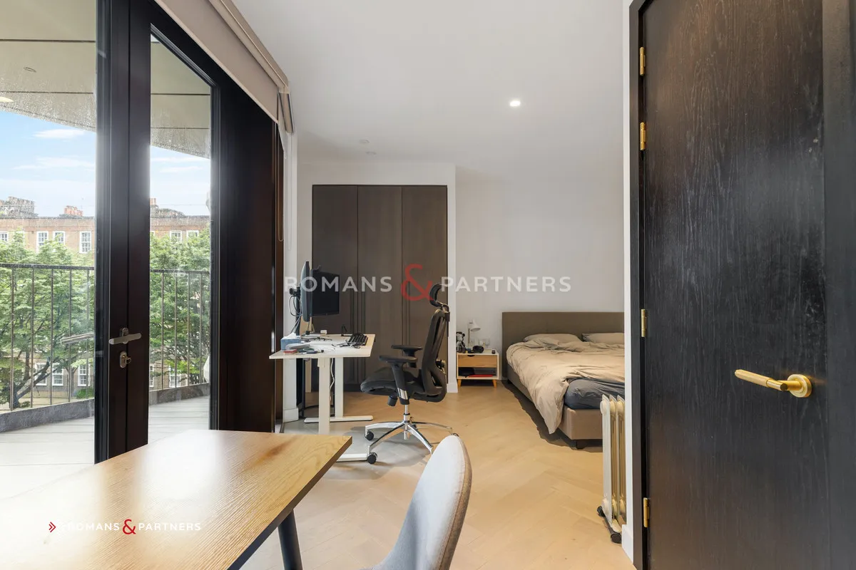 1 bed flat for sale, Western Building, Triptych Bankside, SE1