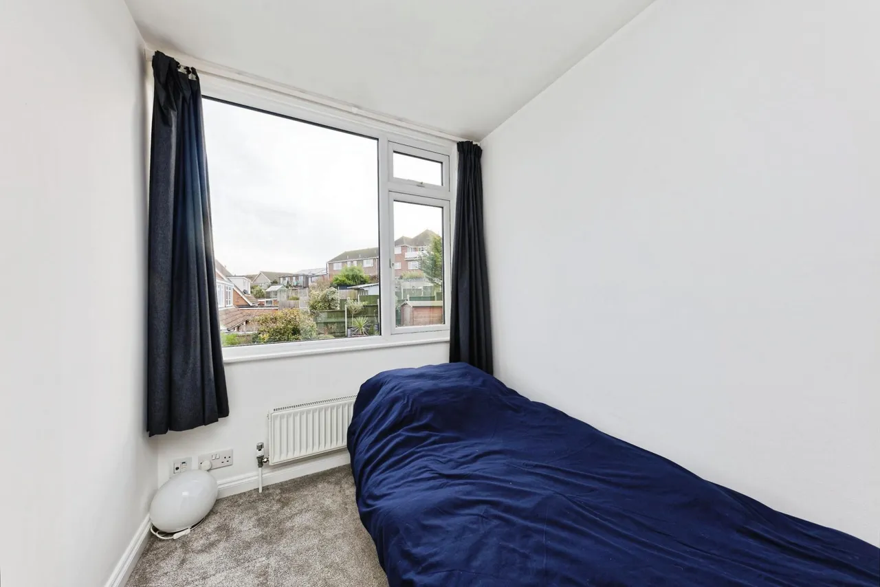 Hawk Close, Whitstable, CT5, photo 14
