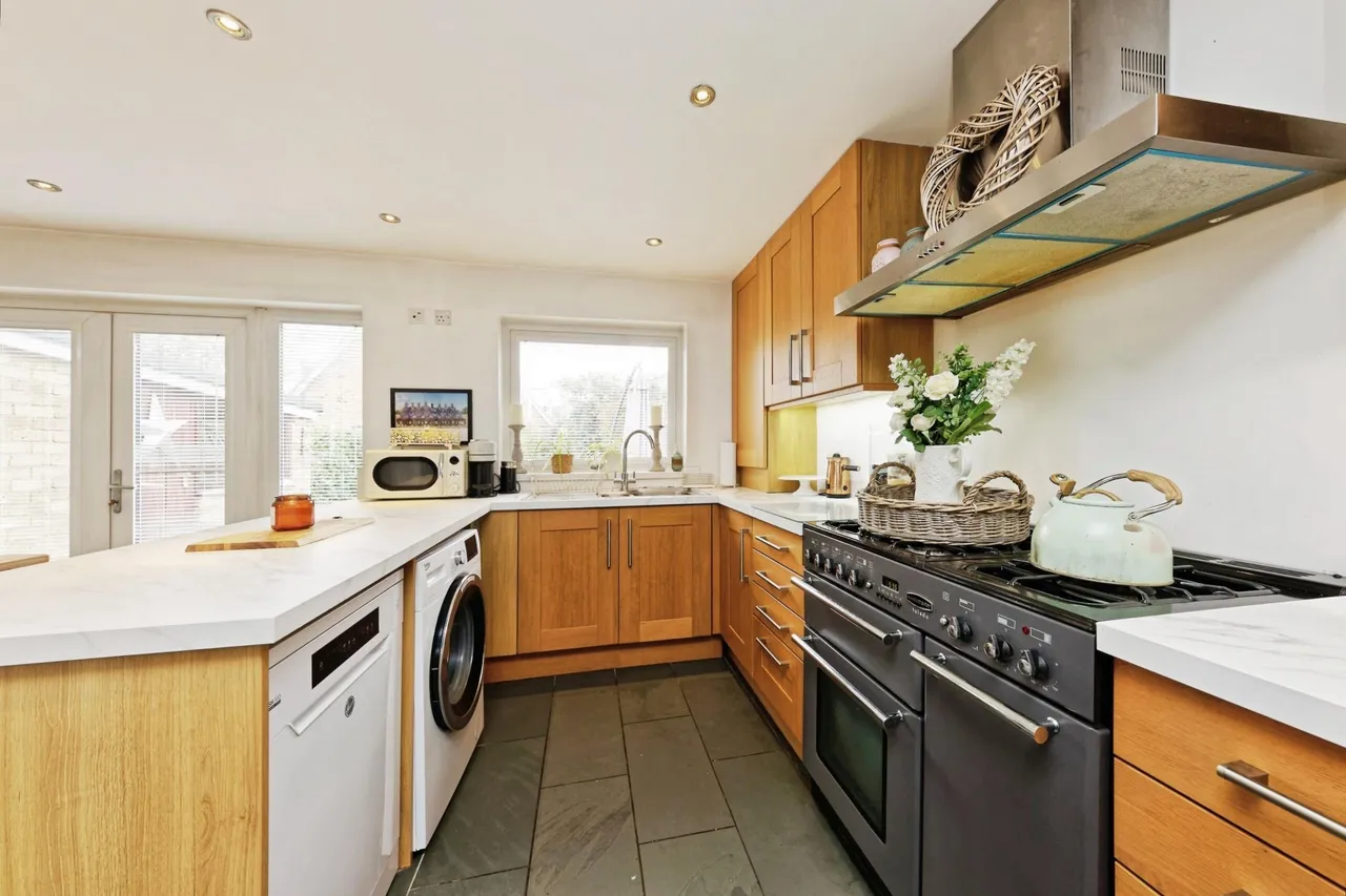 Hawk Close, Whitstable, CT5, photo 10