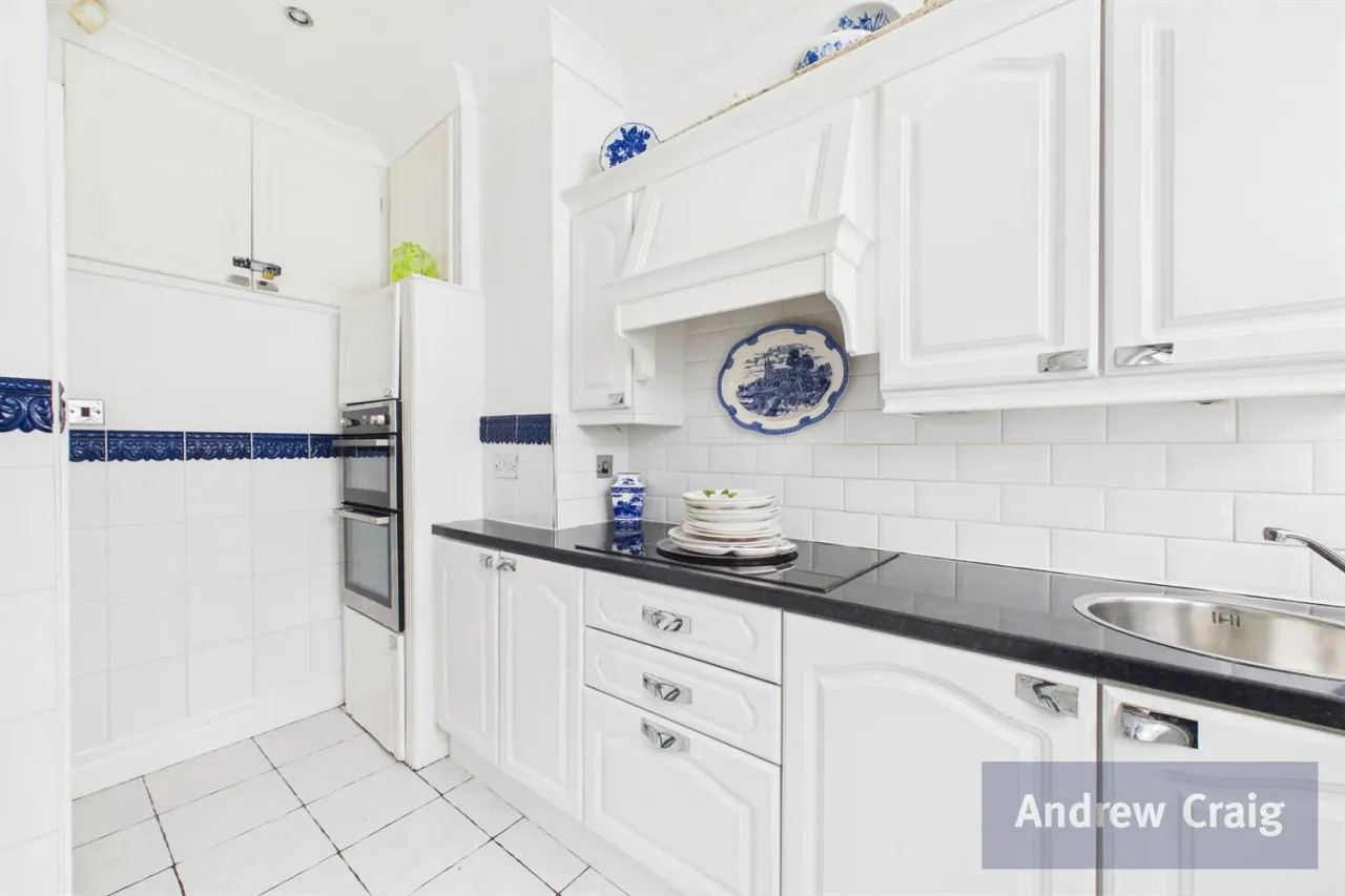 Woodville Crescent, High Barnes, SR4, photo 6
