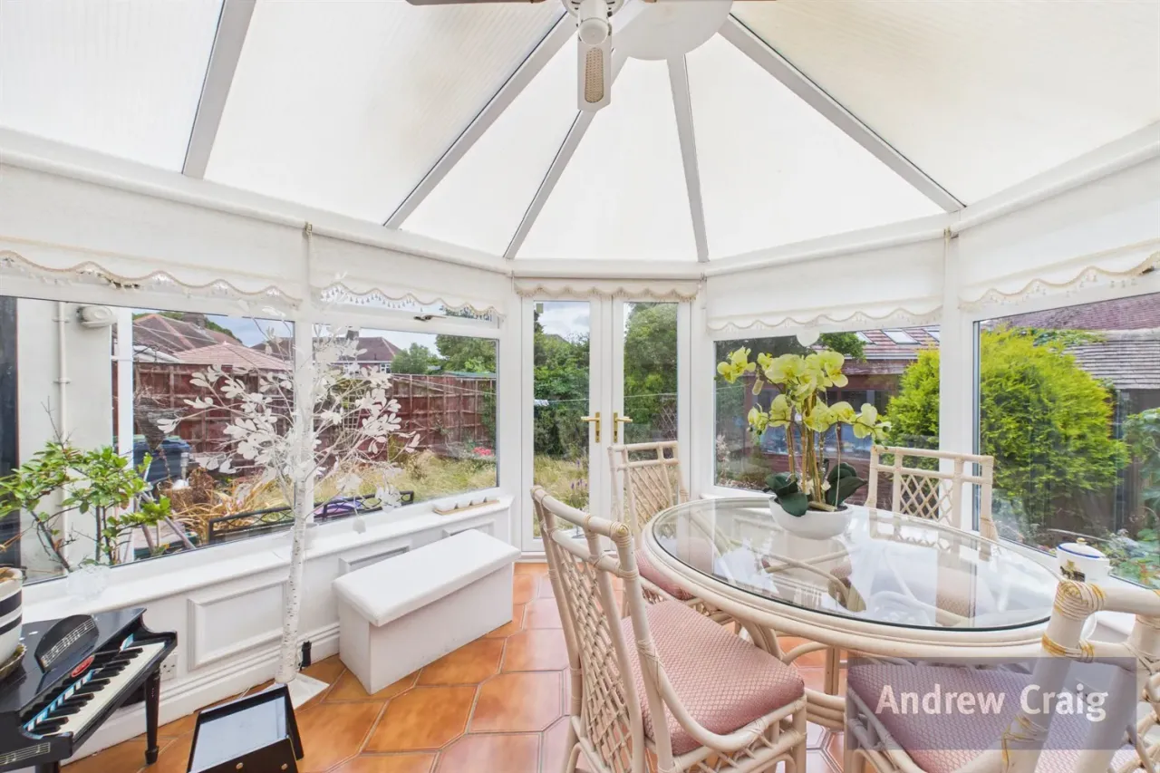 Woodville Crescent, High Barnes, SR4, photo 4
