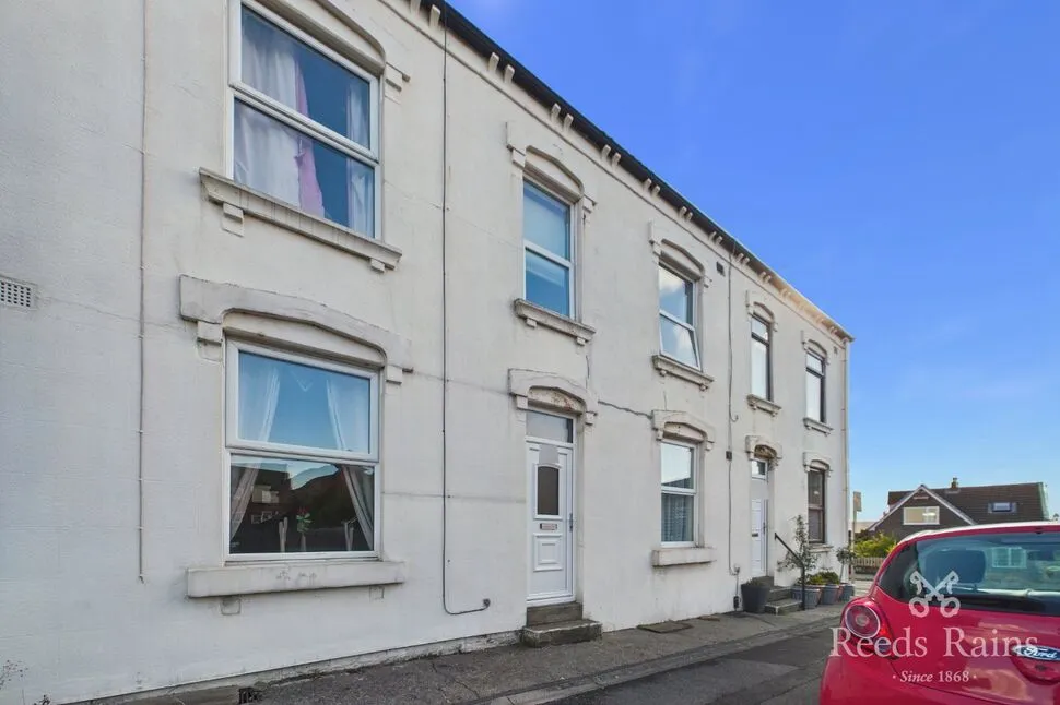 3 bed house for sale, Cross Street, Horbury, WF4