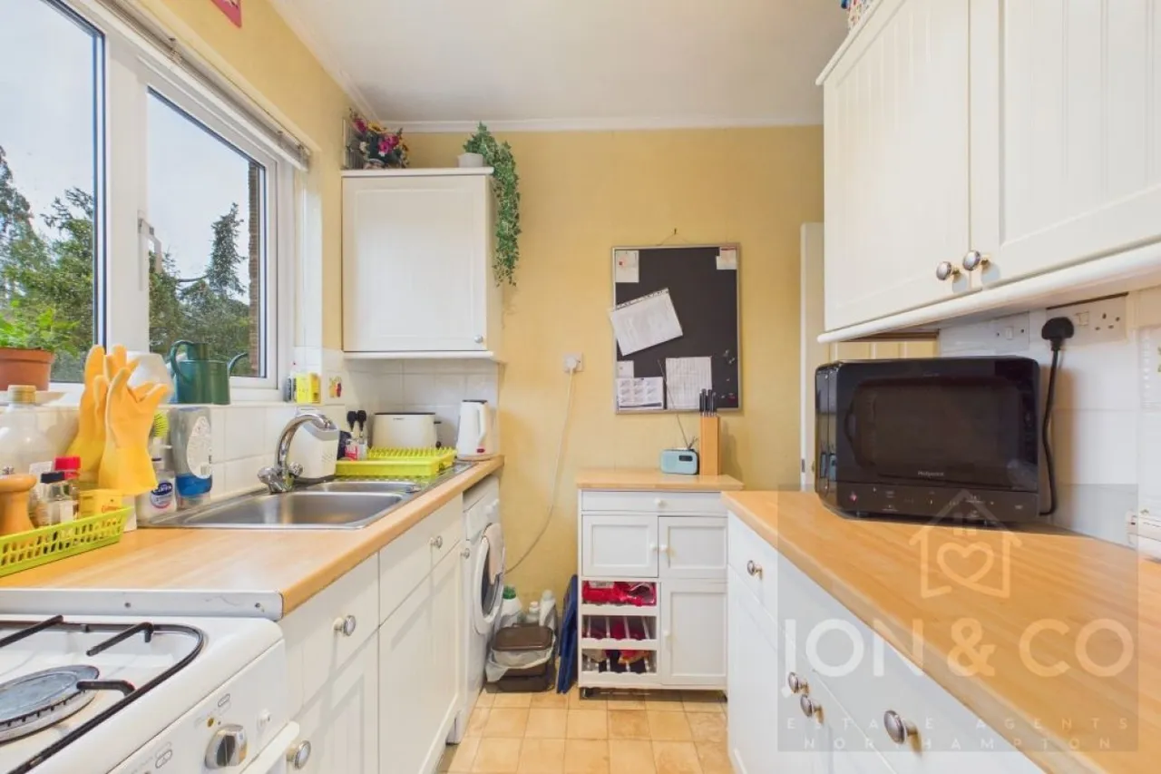 Northampton Lane South, Moulton, NN3, photo 8