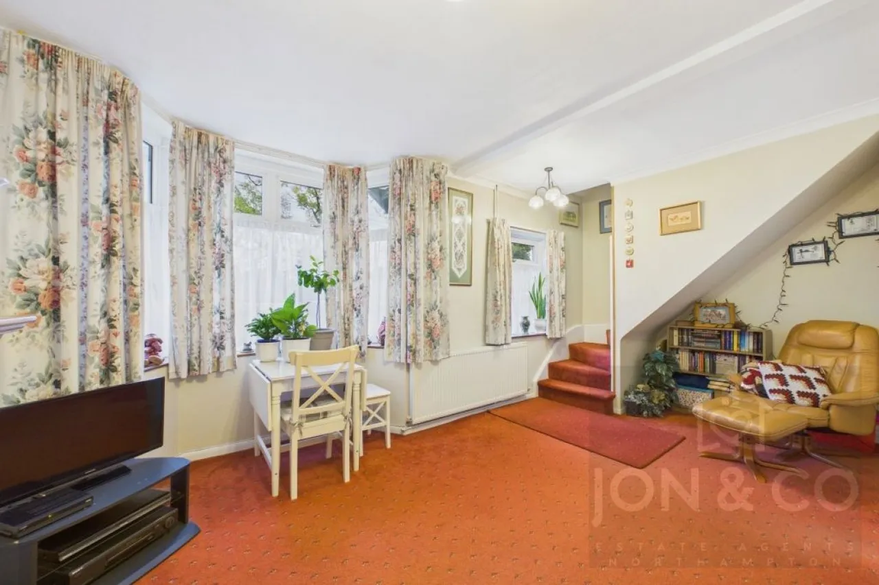 Northampton Lane South, Moulton, NN3, photo 2