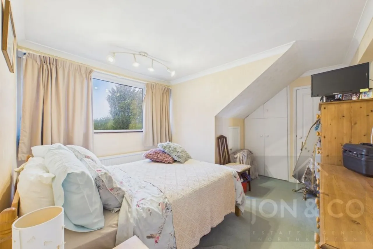 Northampton Lane South, Moulton, NN3, photo 12