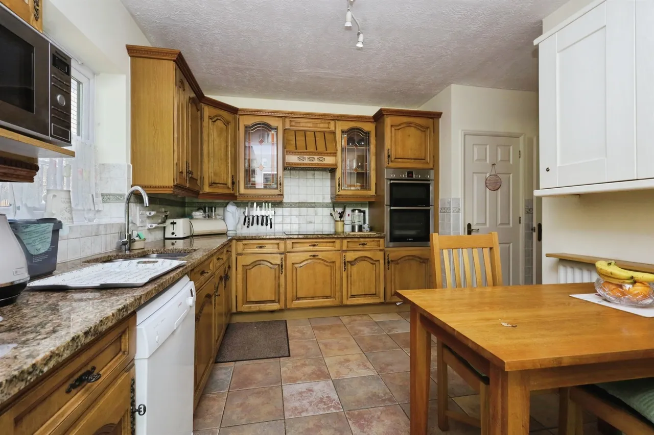 Lavender Close, Hailsham, BN27, photo 5