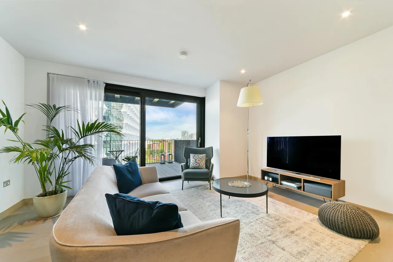 Embassy Gardens, Nine Elms, SW11, photo 4