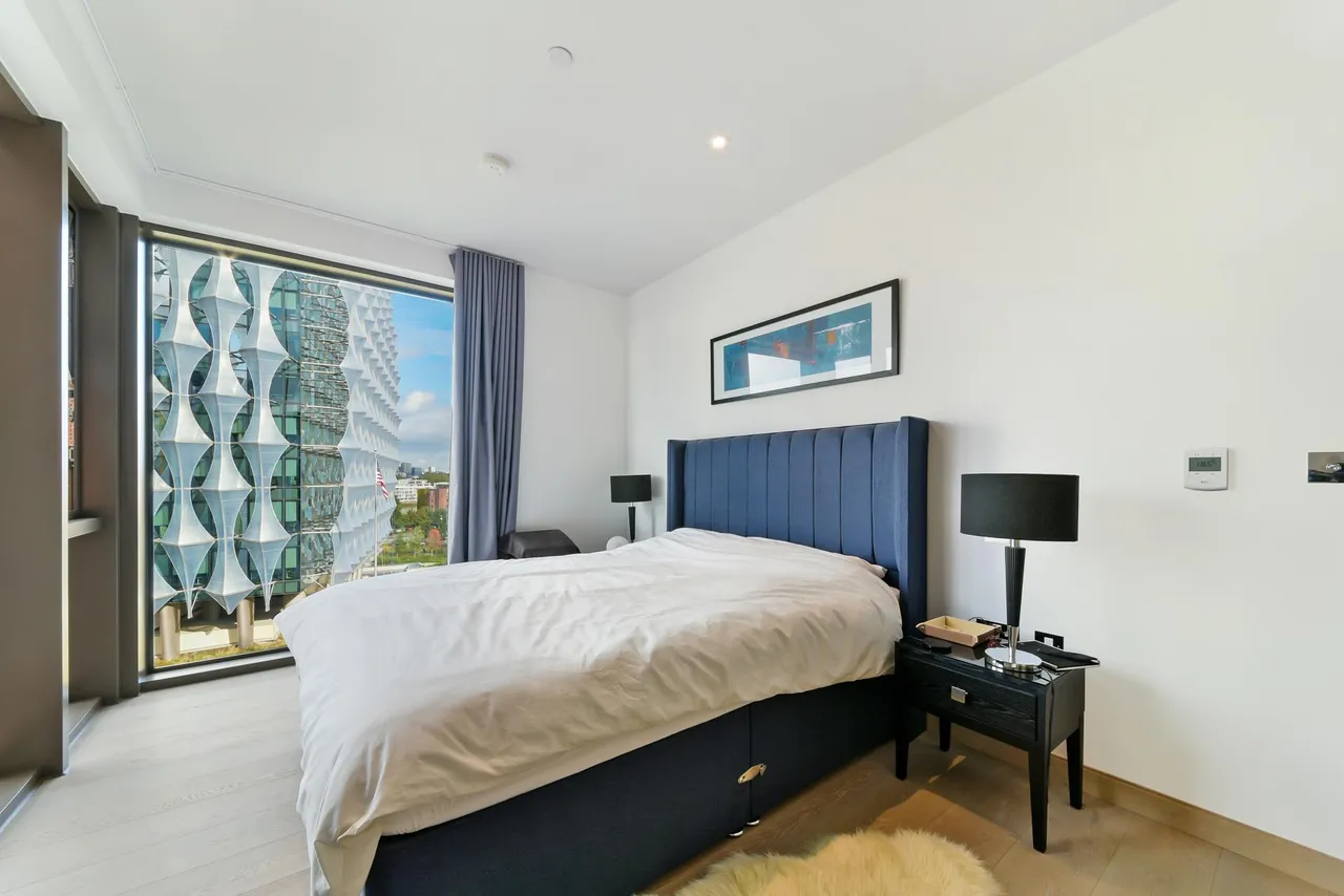 Embassy Gardens, Nine Elms, SW11, photo 2
