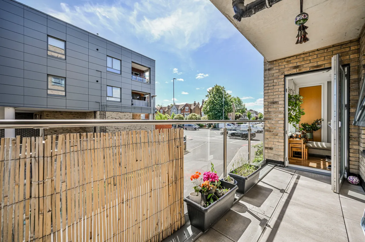 1 Bluebonnet Court, 3 Ruby Mews, London, photo 8