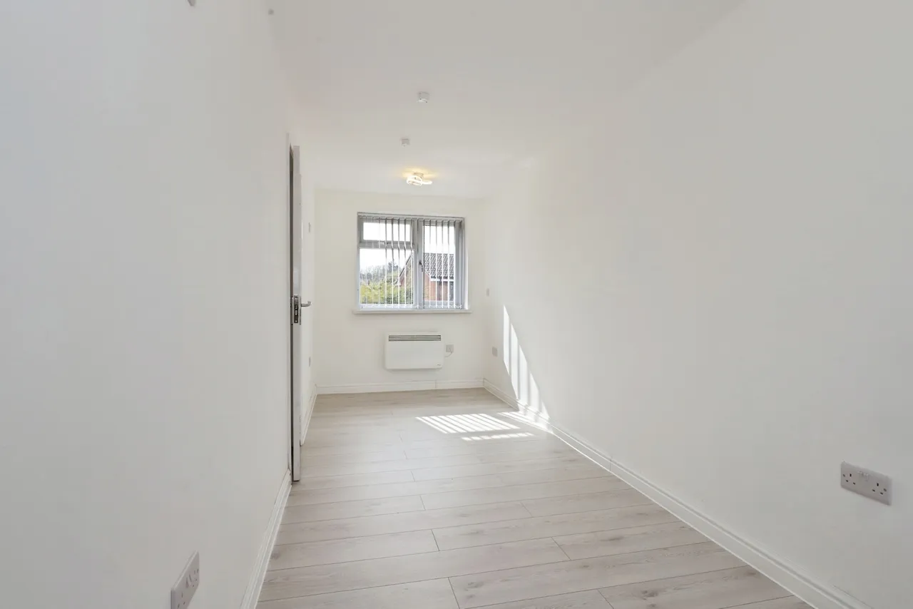 Sheaves Close, Bilston, WV14, photo 13
